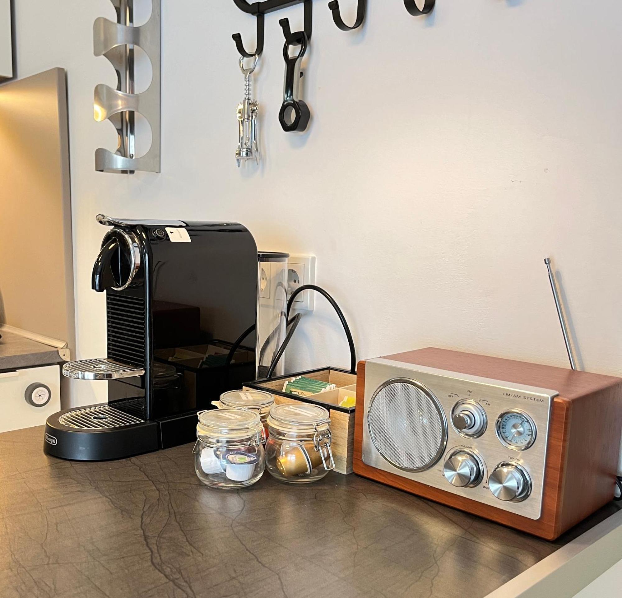 Living At Saarpartments -Adultsonly- 2 Bedrooms, Kitchen - Business & Holiday Apartments For Long- And Short Term Stay, 3 Min To Train Station, Secure E-Bike Parking! Saarbrücken Buitenkant foto